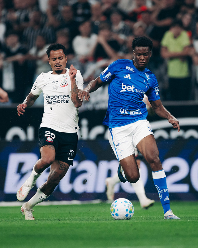 Artur Jorge destacou Jonathan Jesus - (foto: Marco Galvão/Cruzeiro)
