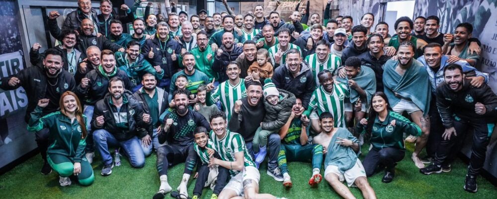 Adversário do Atlético ganhou 10 posições com arrancada impressionante na Série B