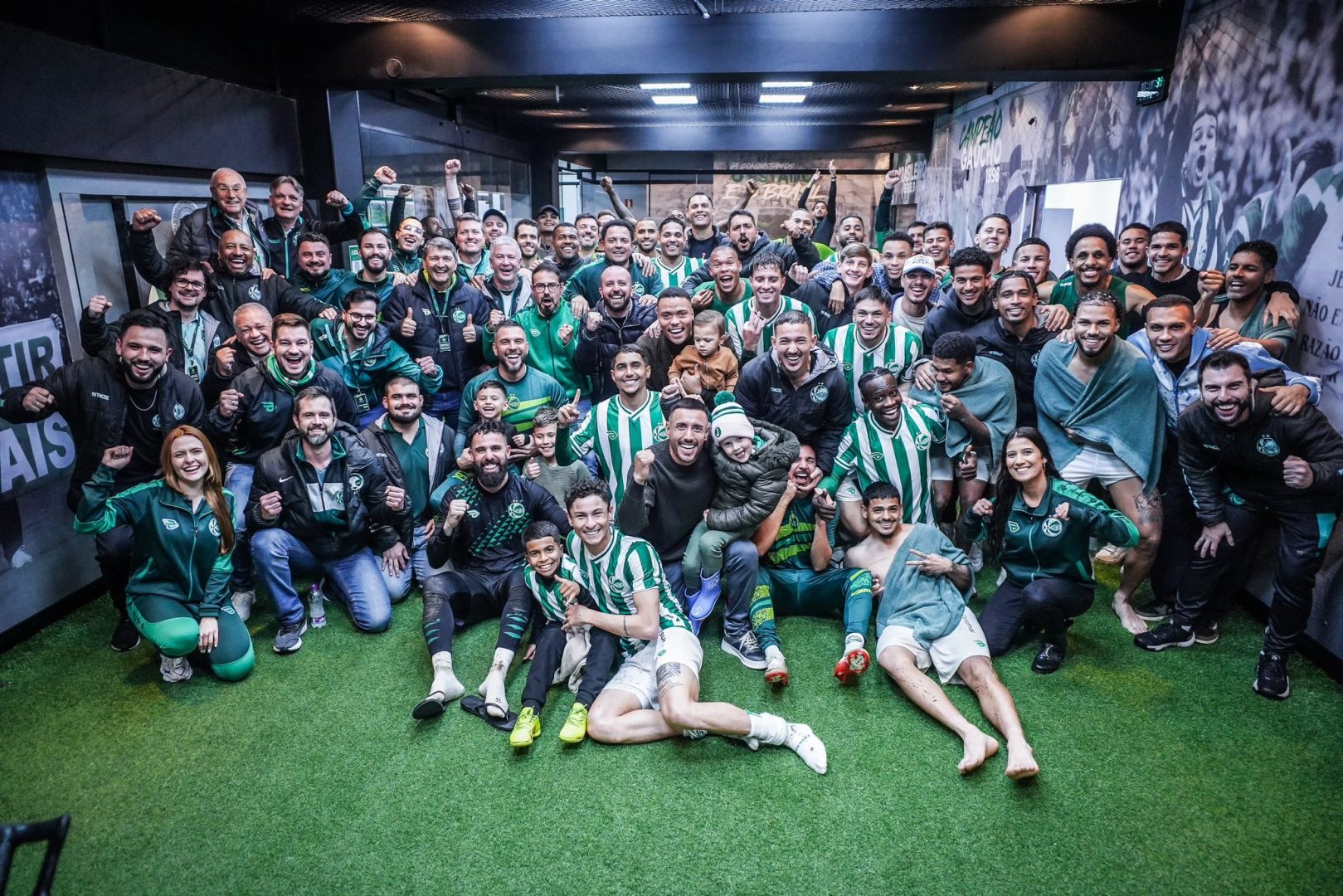 Adversário do Atlético ganhou 10 posições com arrancada impressionante na Série B