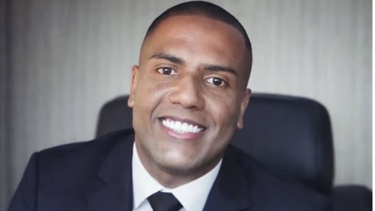 Após criticar Cruzeiro, empresário de promessa relata ofensas racistas