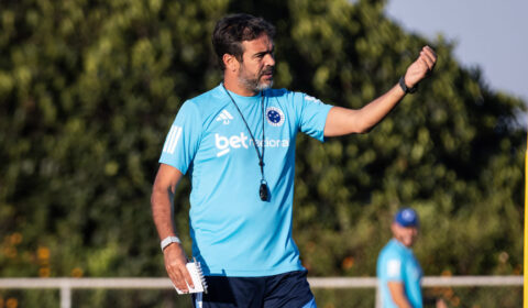As opções de Artur Jorge para escalar o Cruzeiro contra o Corinthians