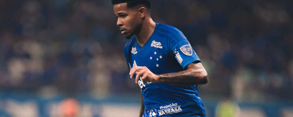 Atacante do Cruzeiro guarda gratidão pelo Corinthians, mas vira página: ‘Buscar vitória’