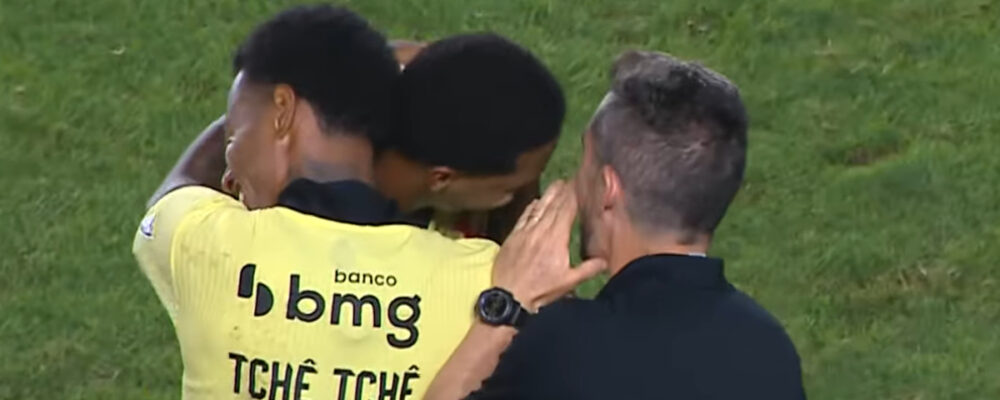 Atacante que fez 4 gols em 70 jogos pelo Cruzeiro faz valer ‘lei do ex’ pelo Vasco