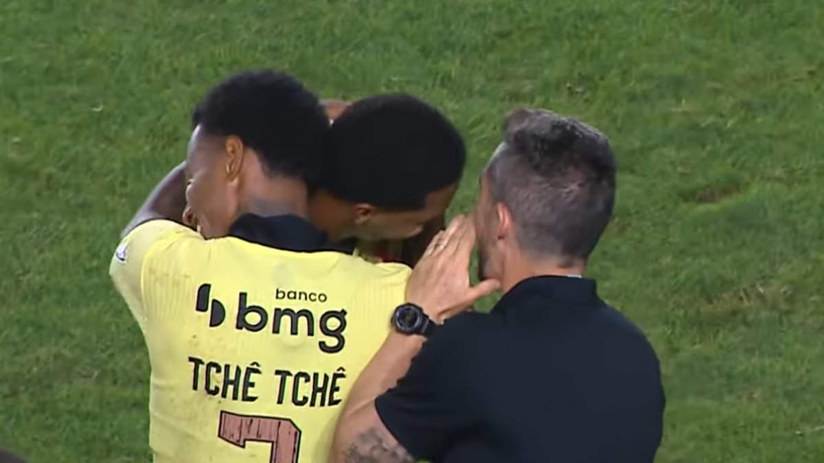 Atacante que fez 4 gols em 70 jogos pelo Cruzeiro faz valer ‘lei do ex’ pelo Vasco