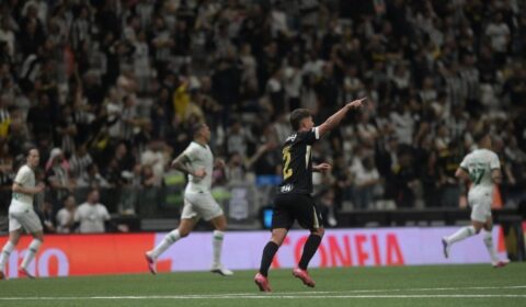 Atlético critica arbitragem por pênalti não marcado no empate contra o Juventude