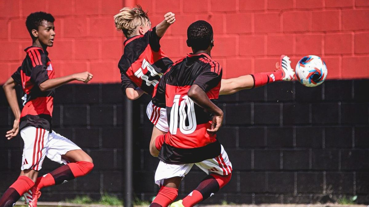 Atlético encaminha contratação de joia de 12 anos que estava no Flamengo
