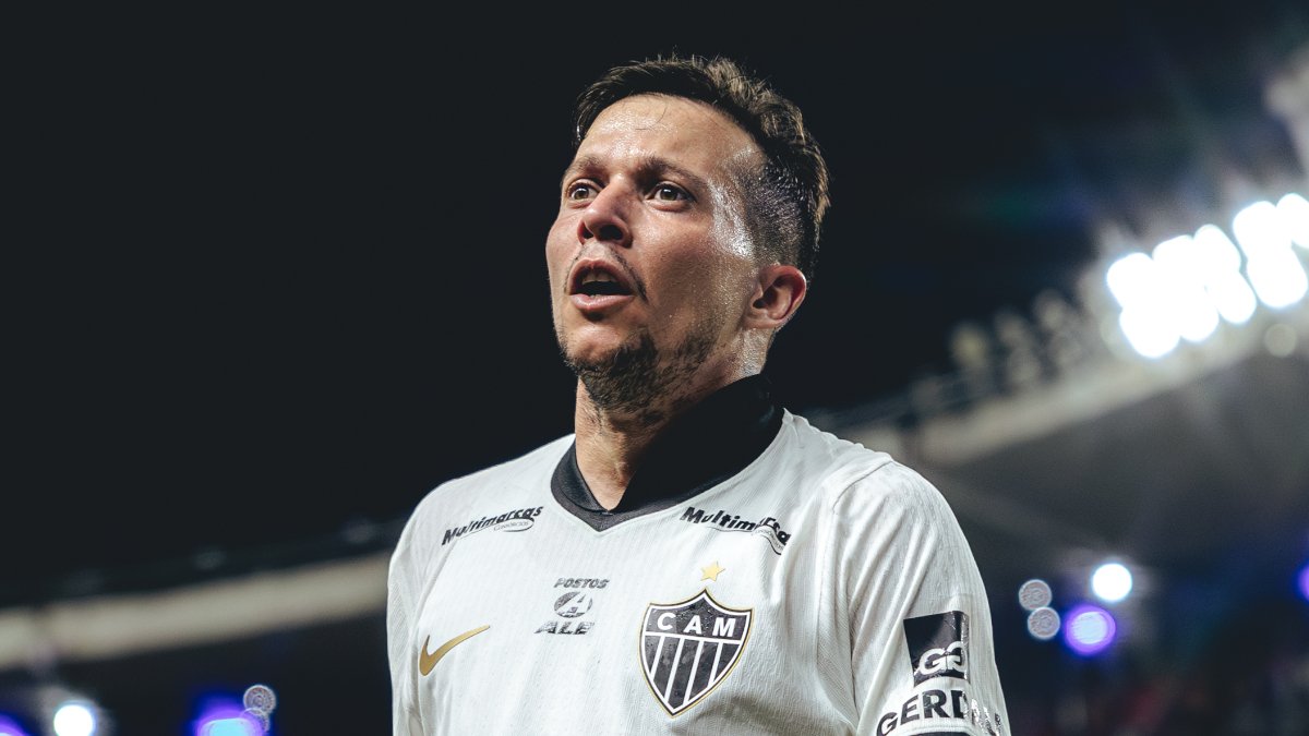 Bernard aponta problema que tem tirado pontos do Atlético no Brasileiro