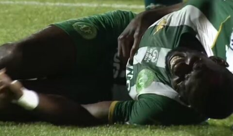 Bolasie sofre lesão no pâncreas e vira desfalque para decisão contra Cruzeiro