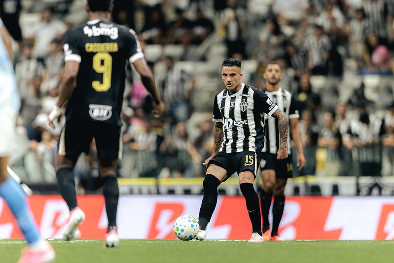 Castaño estreia e sobe o tom ao projetar clássico: ‘Se ganha na morte’