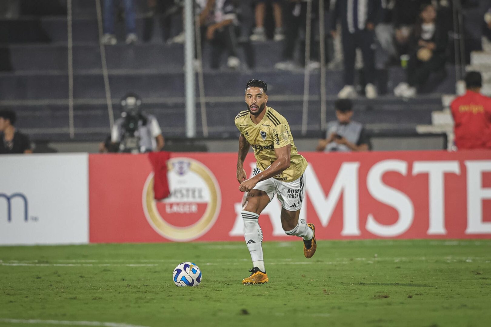 Clube da Série A negocia contratação de Nathan Silva, campeão pelo Atlético