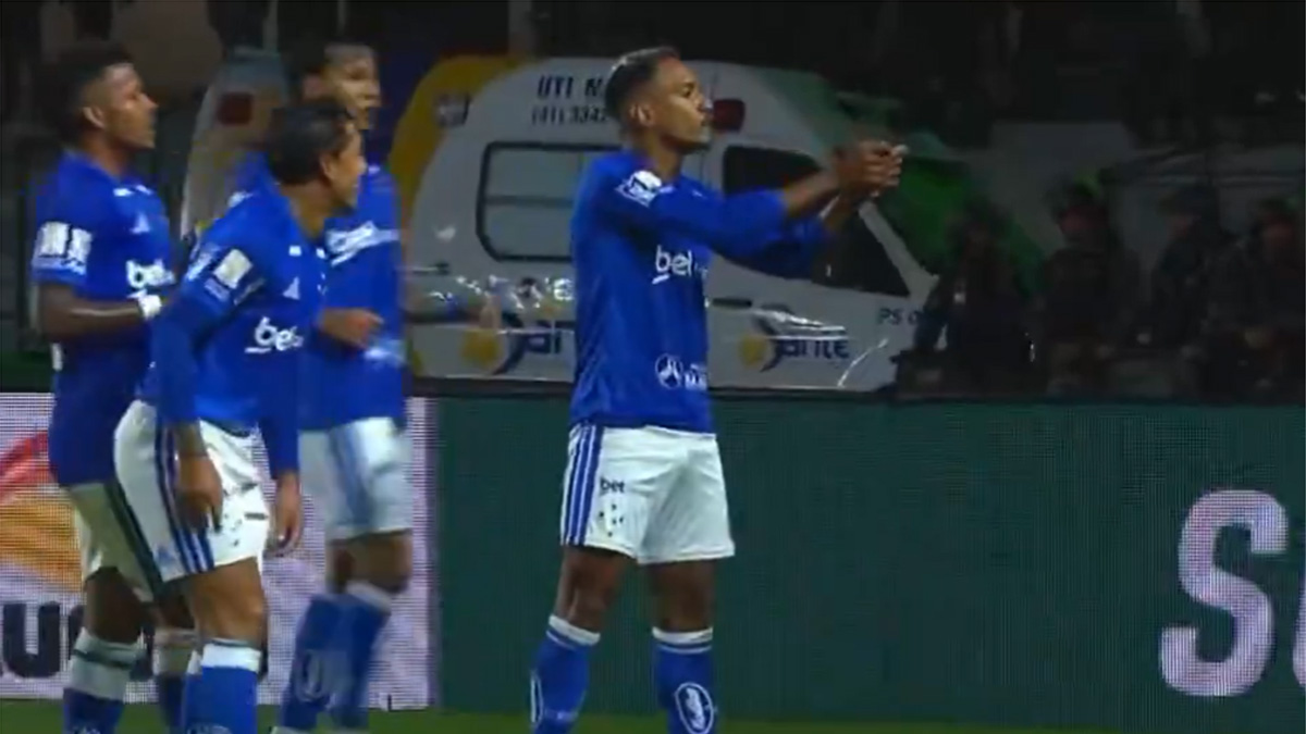 Com assistência de Gerson, Matheus Pereira marca para o Cruzeiro contra o Coritiba