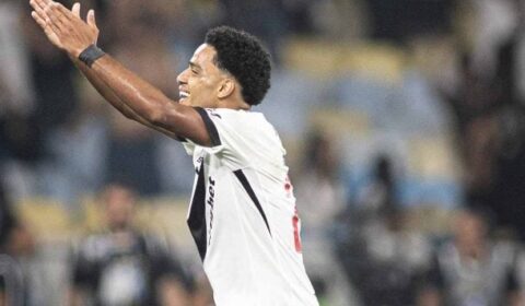 Com brilho de Brenner, Vasco vence o Fluminense no Maracanã e vai às quartas da Copa do Brasil