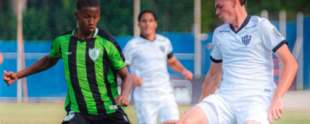 Com golaço de promessa, Atlético bate América de virada no Brasileiro Sub-17