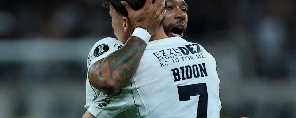 Com participação de Memphis, Corinthians faz gol contra o Central na Libertadores