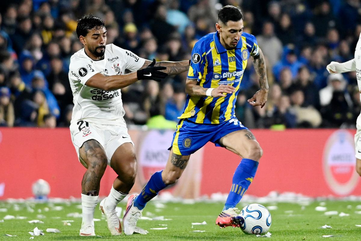 Corinthians segura o Rosario Central com um a menos e empata na ida das oitavas da Libertadores