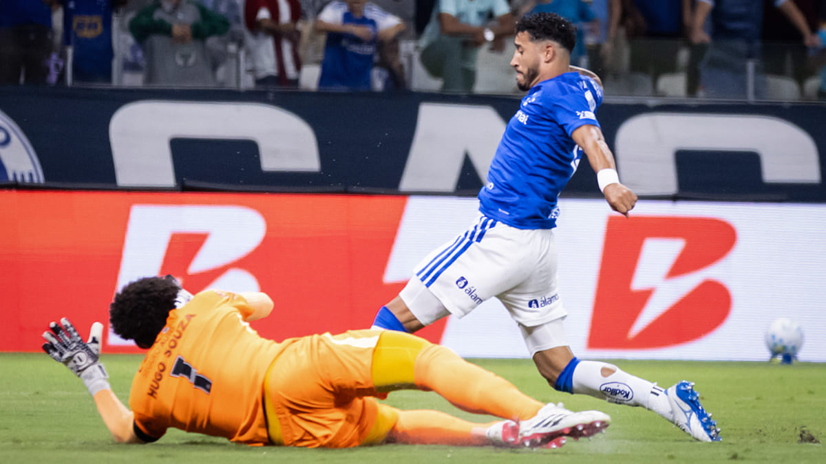 Corinthians x Cruzeiro: desfalques e prováveis escalações pelo Brasileiro