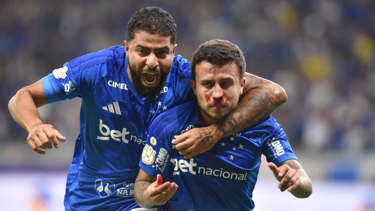 Cruzeiro: Matheus Henrique faz gol, é atingido no rosto e comemora sangrando