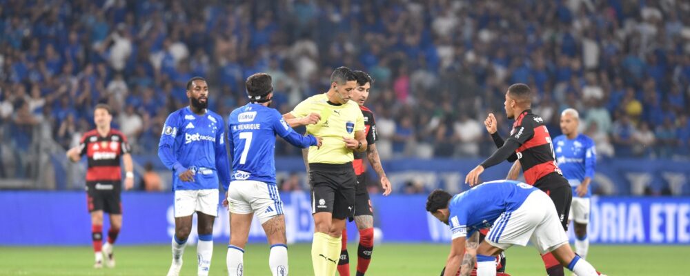Cruzeiro: Matheus Henrique revela conversa com árbitro e explica por que não foi expulso