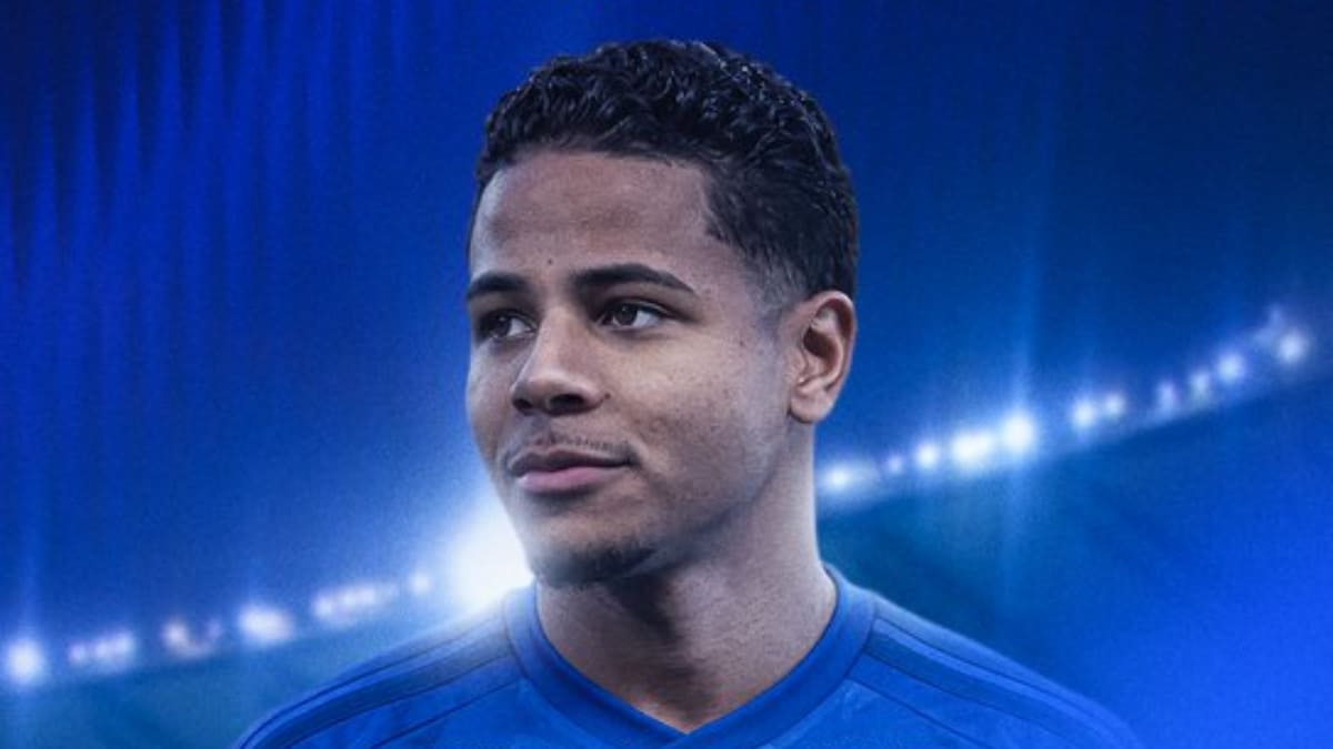 Cruzeiro anuncia contratação do atacante Wesley