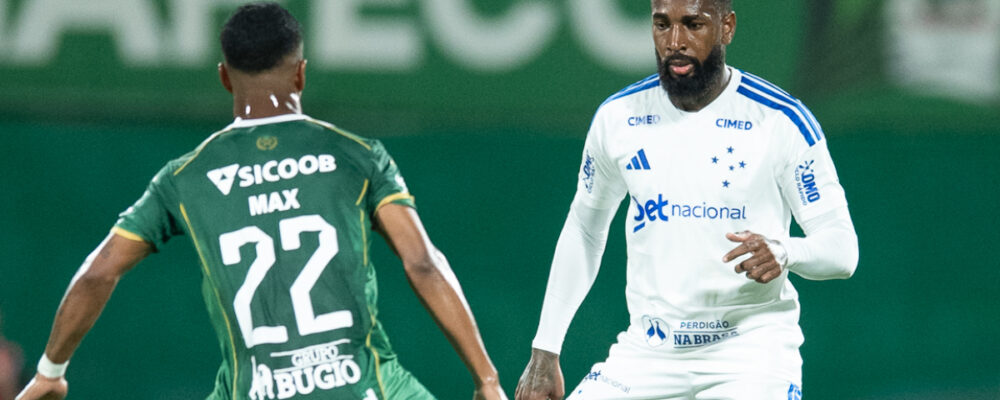 Cruzeiro empata com a Chapecoense em jogo com gol anulado nas oitavas da Copa do Brasil