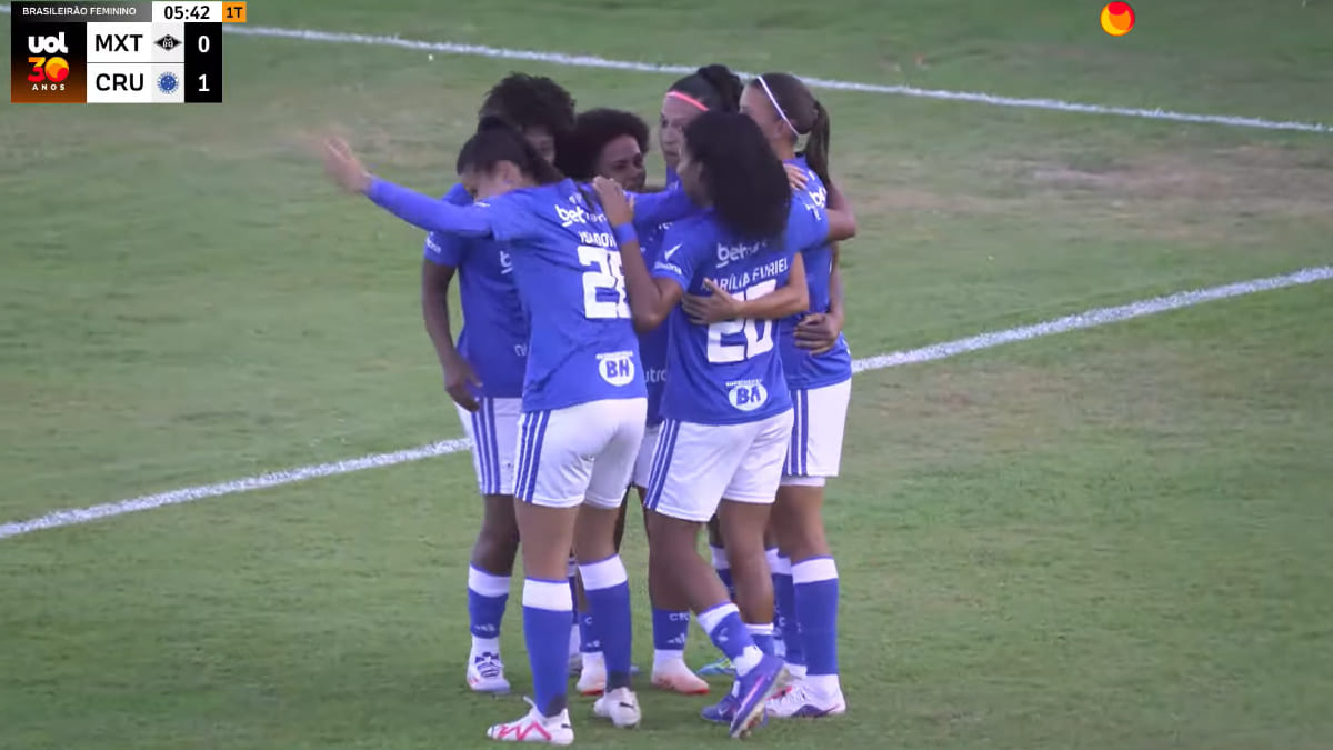 Cruzeiro sofre, mas vence Mixto e respira em busca de vaga nas quartas do Brasileiro