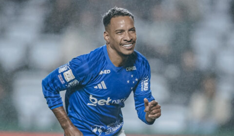 Cruzeiro vence Coritiba com gol de Matheus Pereira e volta a ganhar posições na Série A