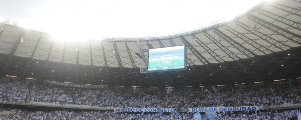 Cruzeiro vende 50 mil ingressos para jogo contra o Mirassol e flerta com recorde em 2026