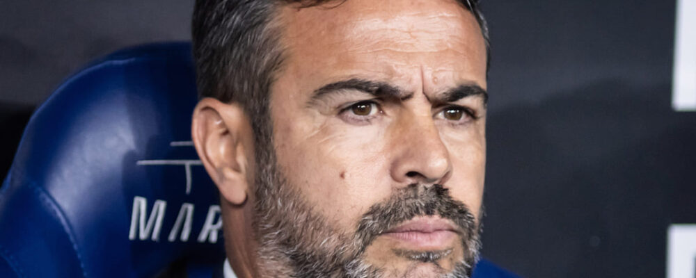 Cruzeiro x Atlético: veja retrospecto de Artur Jorge em clássicos no Brasil