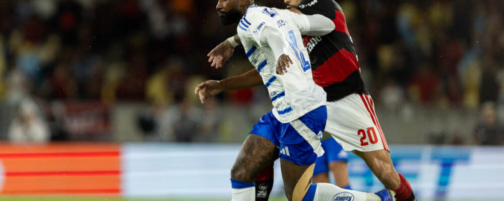 Cruzeiro ‘corre contra tempo’ para inscrever reforços na Libertadores diante do Flamengo
