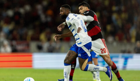 Cruzeiro ‘corre contra tempo’ para inscrever reforços na Libertadores diante do Flamengo
