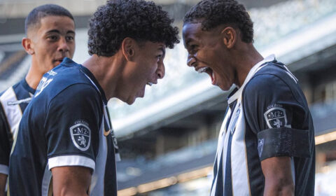 Déja vu? Atlético goleia Grêmio na Arena MRV pelo Sub-17 com brilho de Veneno