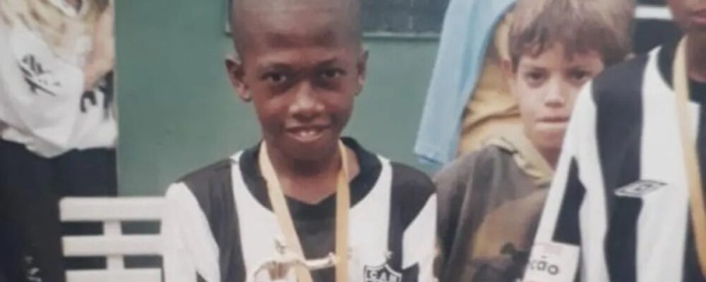 Desde o berço: Fred imitava ídolos do Atlético, ia ao Mineirão e sonhava vestir alvinegro