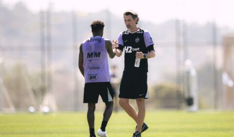 Domínguez prega paciência com Fred no Atlético: ‘Nova forma de jogar’