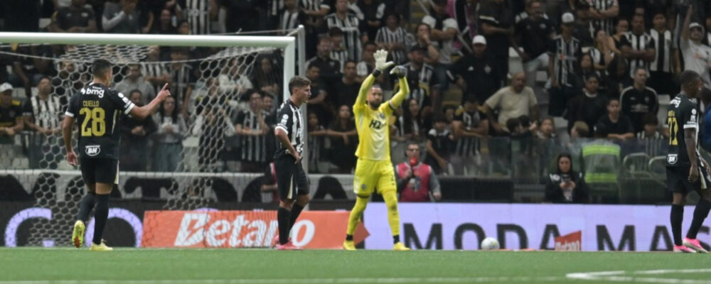 Everson reage a vaias na Arena MRV e manda recado à torcida do Atlético
