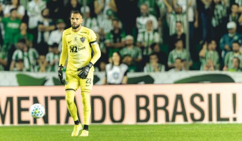 Everson volta a se declarar ao Atlético e faz pedido à torcida