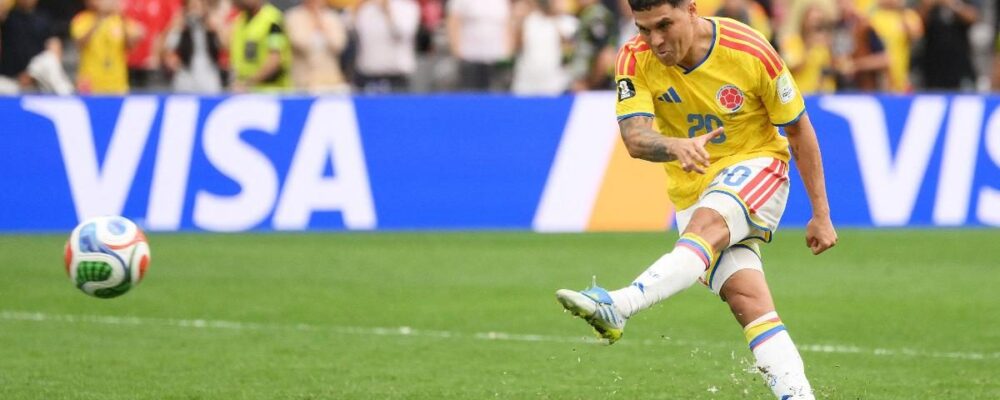Ex-alvo do Atlético, Juanfer Quintero define novo destino