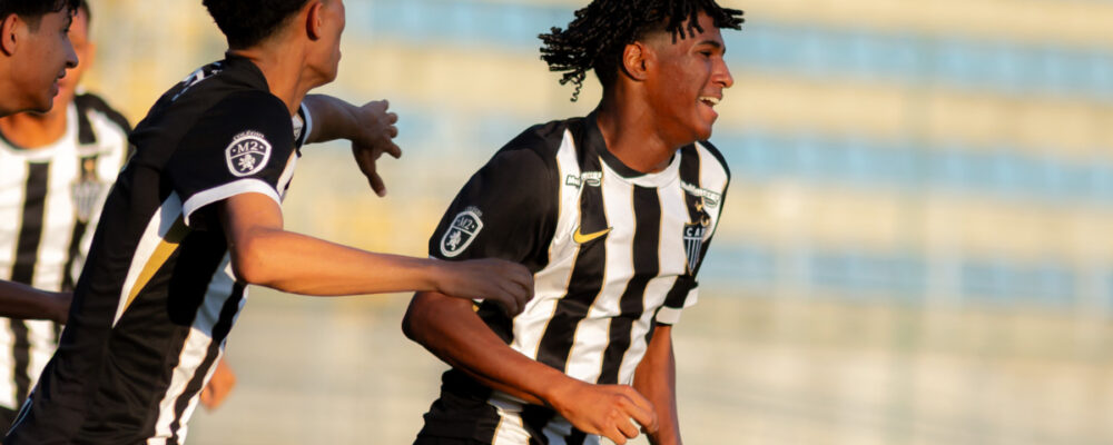Ex-técnico do Atlético convoca promessa do Galo para a Seleção Brasileira