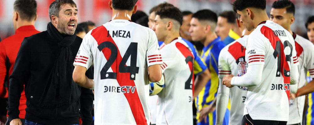 Ex-técnico do Atlético dispara em meio a crise no River: ‘Covardes’