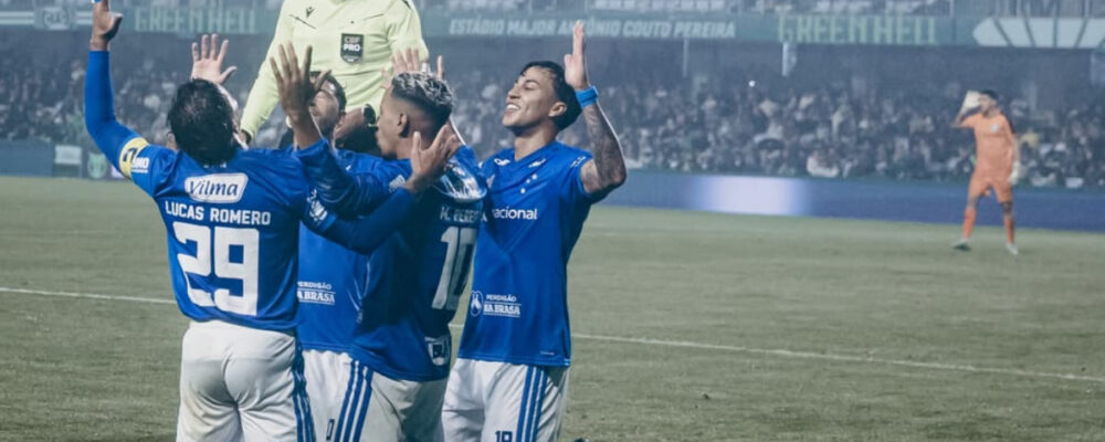 Herói da vitória do Cruzeiro, Matheus Pereira dá méritos ao grupo: ‘Evoluindo e crescendo’