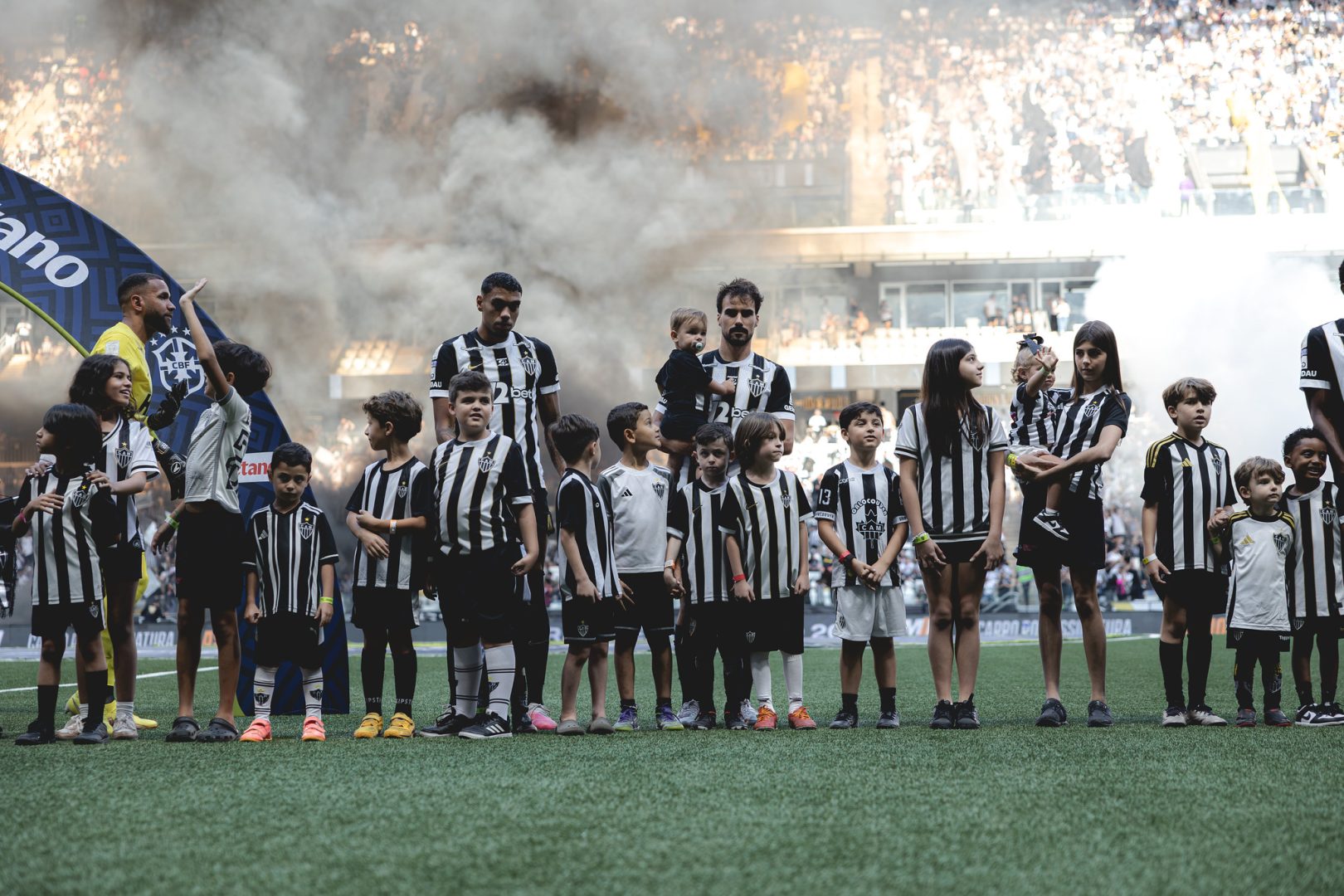 Jogador do Atlético que participou de três gols nos últimos seis jogos se lesiona