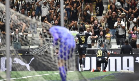 Khalifa visita Belo Horizonte, assiste jogo do Atlético e se declara: ‘Descobri porque chamam de Galoucura’