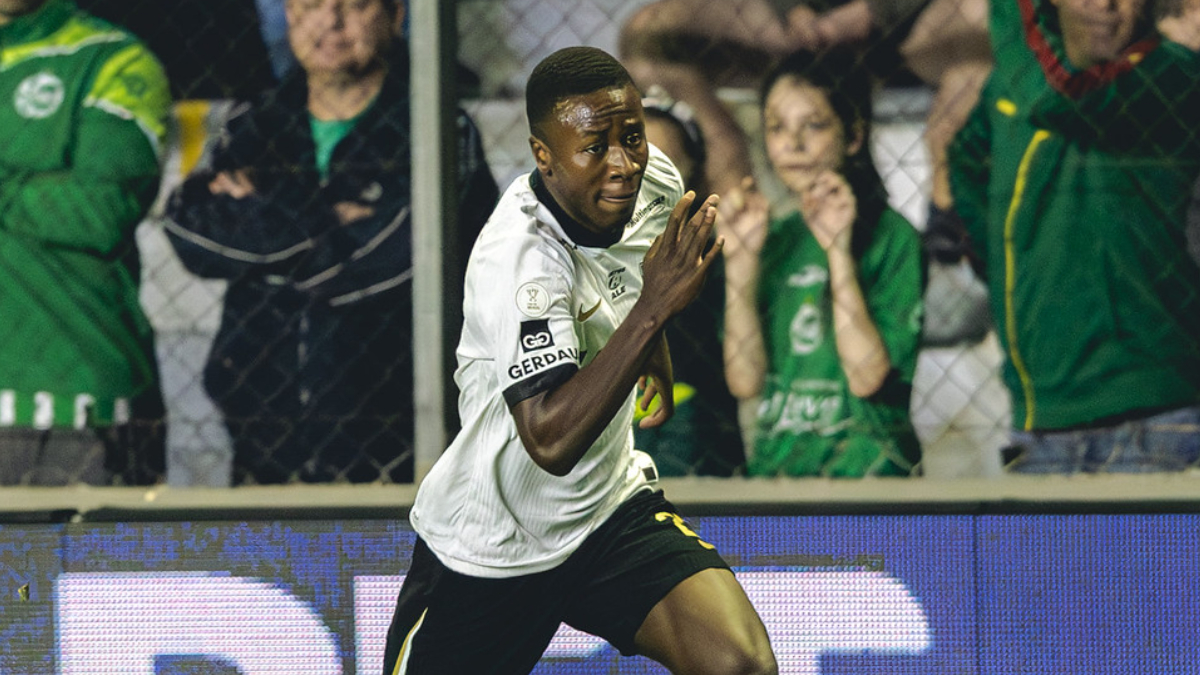 Minda revela sensação de marcar gol da classificação do Atlético no último lance: ‘Isso é Galo’