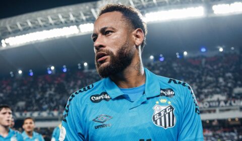 Neymar rebate críticas de Casagrande e provoca: ‘Respirou o ar errado’
