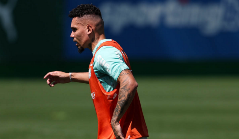 Por que Paulinho, do Palmeiras, se machuca tanto?