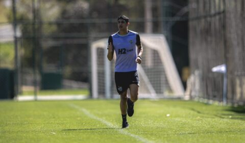 Promessa do Atlético que não atua desde janeiro evolui em recuperação e já faz corridas