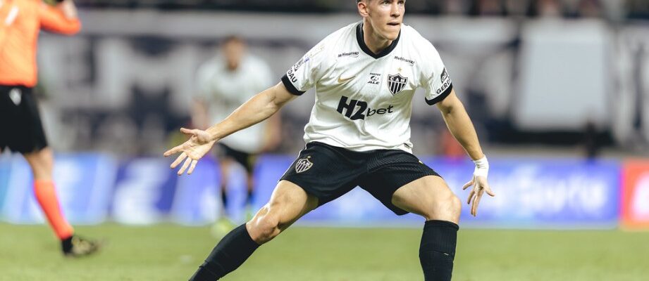 Reforço do Atlético em campo: raio-X da estreia de Thiago Borbas com a camisa 18