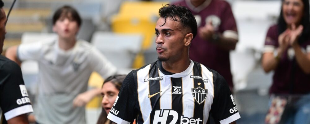 Reinier pede desculpas por xingar torcedor do Atlético: ‘Completamente errado’