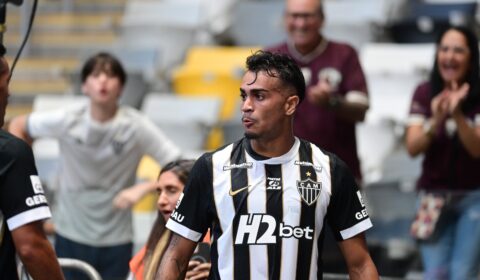 Reinier pede desculpas por xingar torcedor do Atlético: ‘Completamente errado’