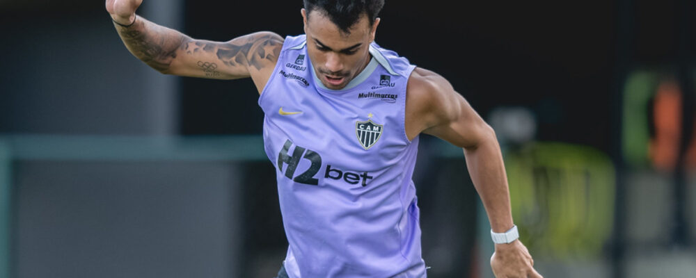 Reinier xinga torcedor do Atlético após empate com Juventude na Copa do Brasil