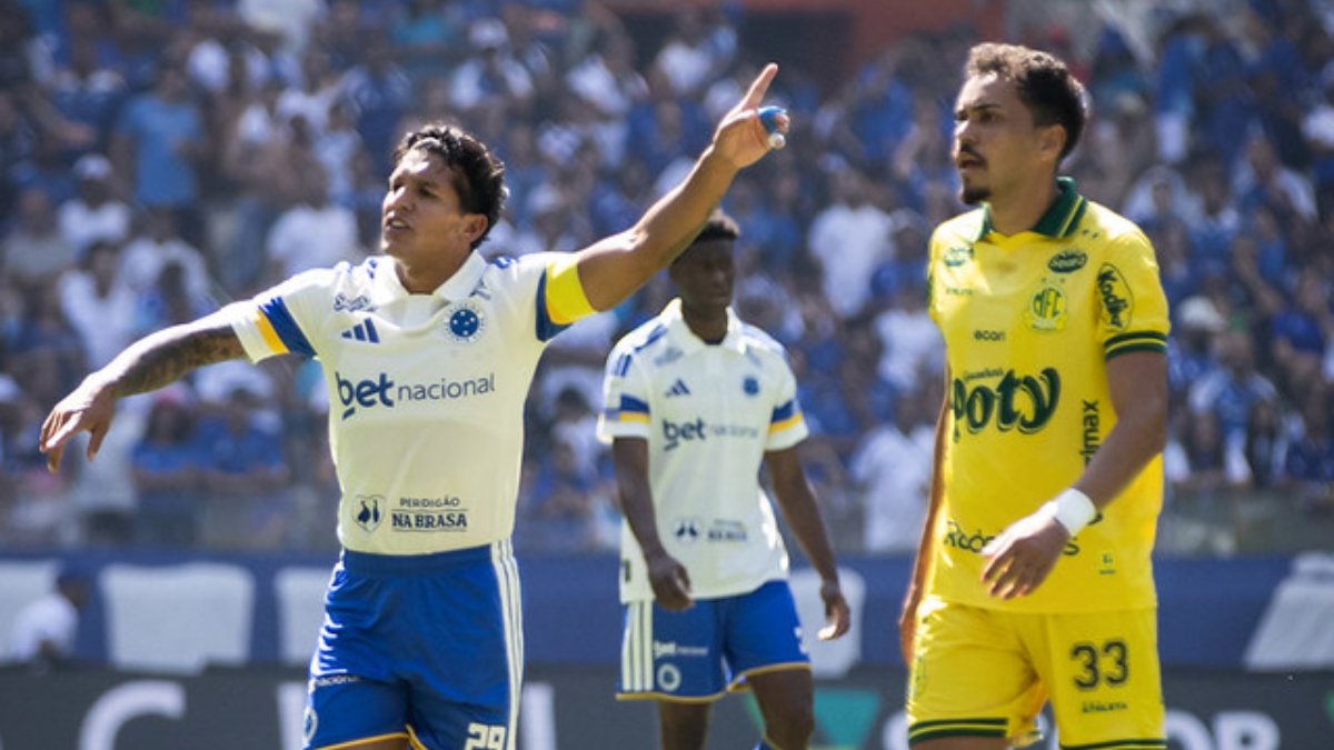 Romero avalia a atuação de Zé Lucas em Cruzeiro x Mirassol: ‘Sempre boas decisões’